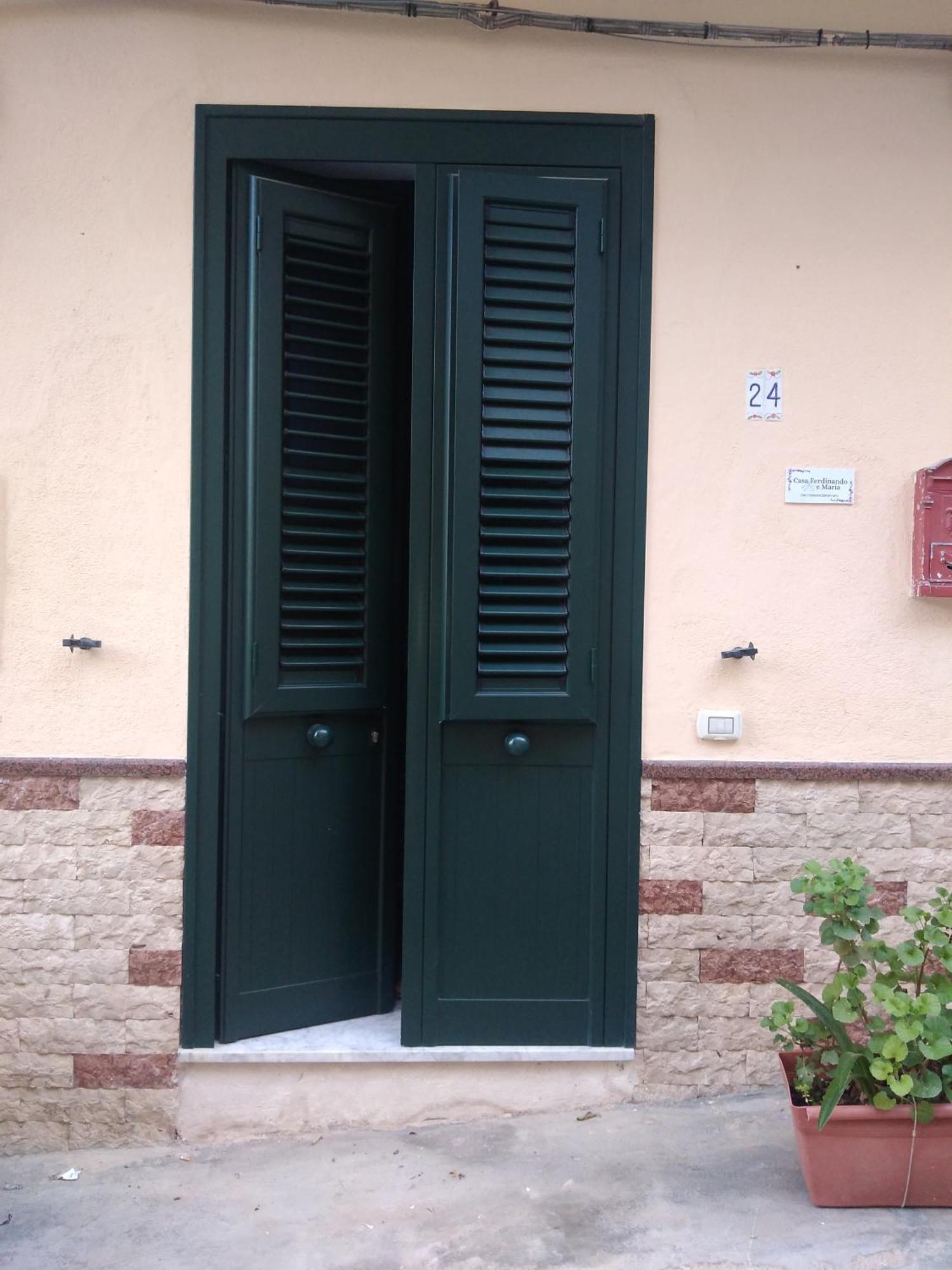 Ferienwohnung Na' Za Ciccina Palermo Exterior foto